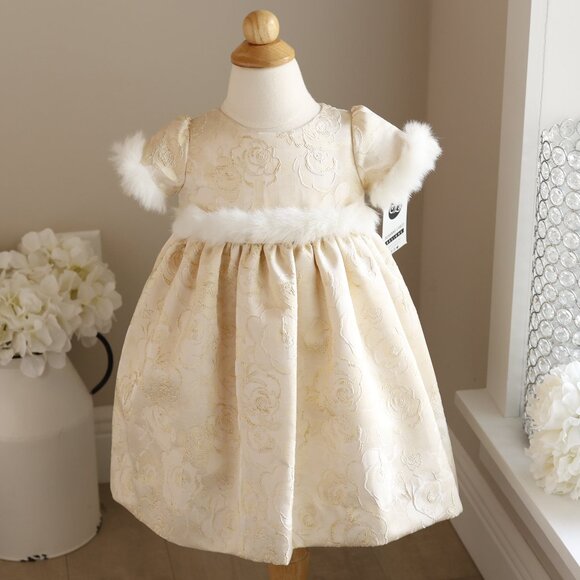 gold dress with fur 1970s Oscar de la Renta Couture Gold Evening Dress with Fur Cuffs
